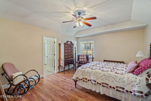 1212 N Wingate Way, Maryville, TN 37803