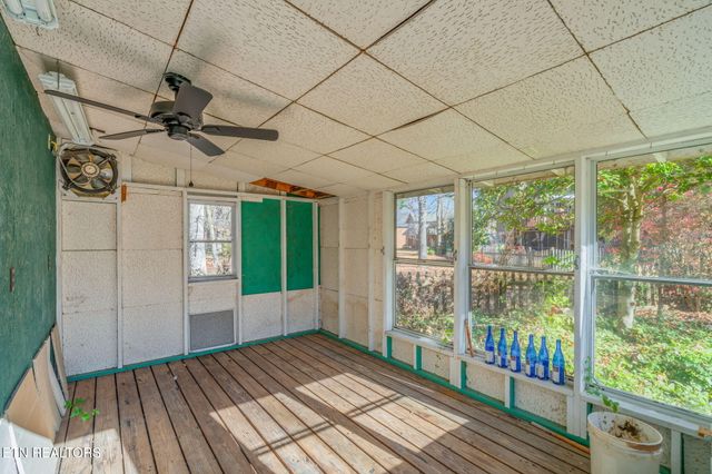 1212 N Wingate Way, Maryville, TN 37803