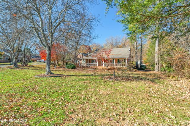 1212 N Wingate Way, Maryville, TN 37803