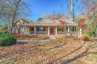 1212 N Wingate Way, Maryville, TN 37803