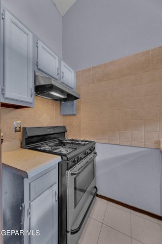 10904 DELAFIELD Drive, El Paso, TX 79936
