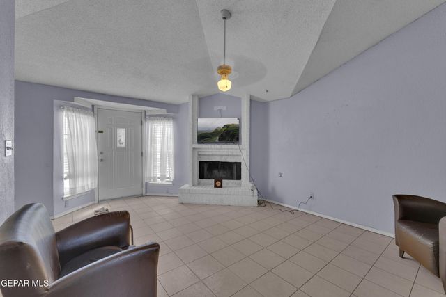 10904 DELAFIELD Drive, El Paso, TX 79936