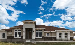 112 Estates Dr, La Vernia, TX 78121