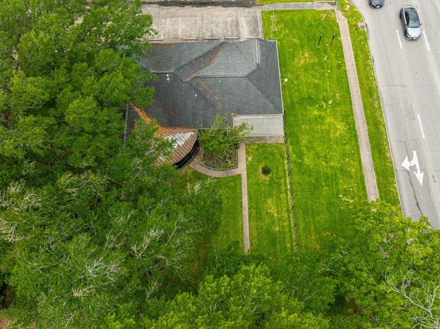 1105 San Jacinto Street, Rosenberg, TX 77471