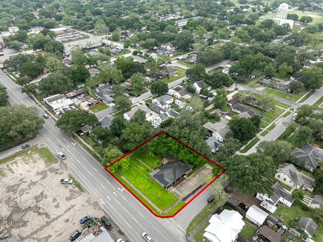 1105 San Jacinto Street, Rosenberg, TX 77471