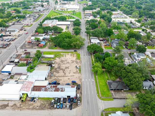 1105 San Jacinto Street, Rosenberg, TX 77471