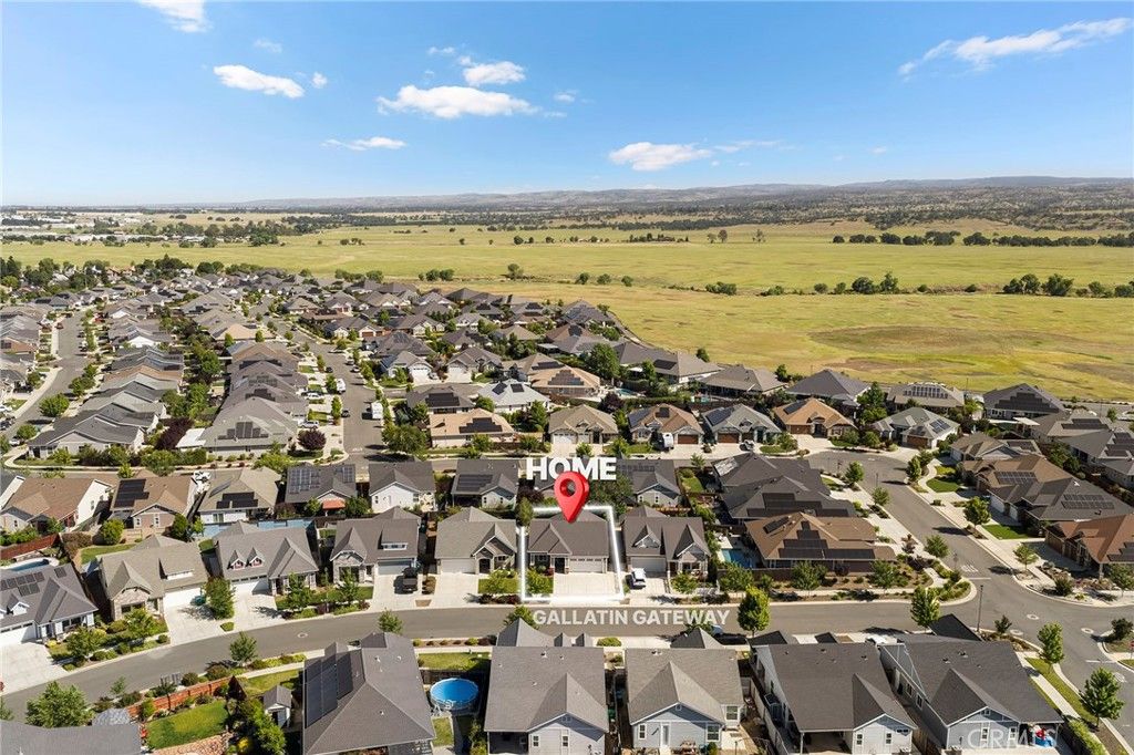 Image 2 of property listing at 2854 Gallatin Gateway, Chico, CA 95973