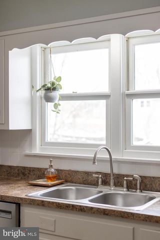 1343 HARRIS ST, State College, PA 16803