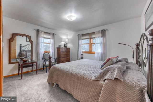 1343 HARRIS ST, State College, PA 16803