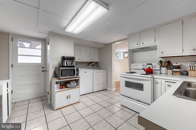 1343 HARRIS ST, State College, PA 16803