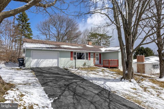 1343 HARRIS ST, State College, PA 16803