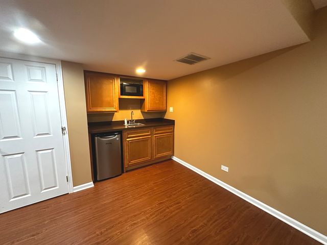 3413 Charlemaine Drive, Aurora, IL 60504