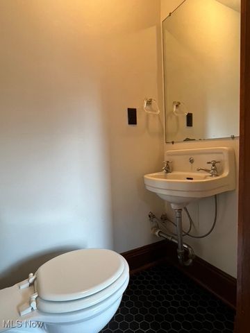 1872 W 47th Street, Cleveland, OH 44102