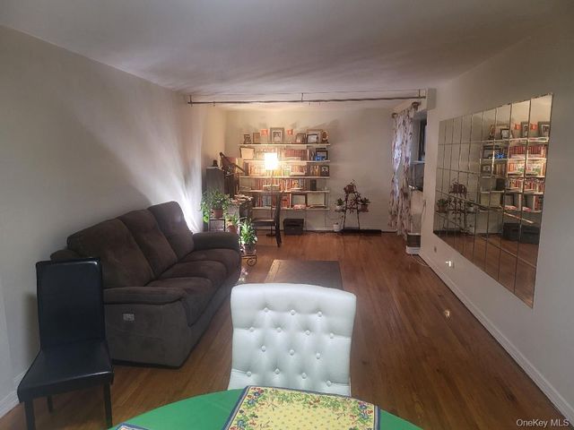 87-56 Francis Lewis Boulevard A47, Queens Village, NY 11427