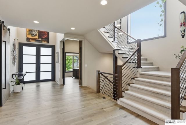 2007 S 211 Street, Elkhorn, NE 68022