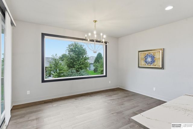 2007 S 211 Street, Elkhorn, NE 68022