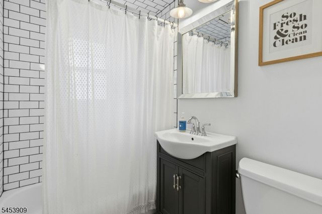 8 CHEROKEE ROAD, Cranford Twp., NJ 07016