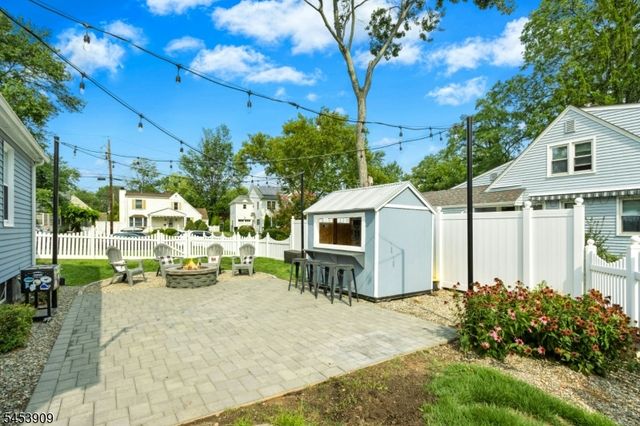 8 CHEROKEE ROAD, Cranford Twp., NJ 07016