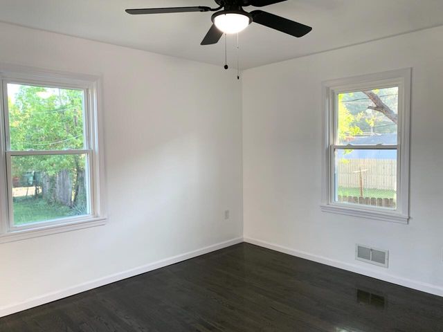 1038 167th Street, Hammond, IN 46324