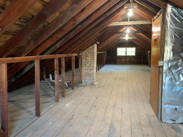 1038 167th Street, Hammond, IN 46324