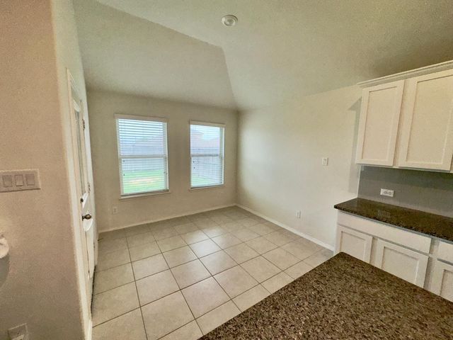505 Saguaro Drive, Fort Worth, TX 76052