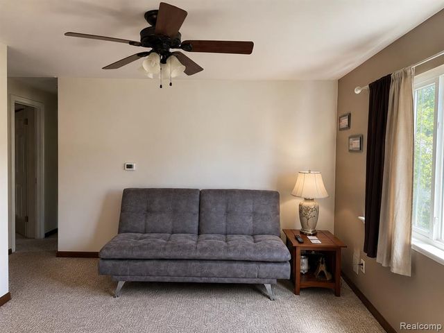 11424 Hazel Avenue, Grand Blanc, MI 48439