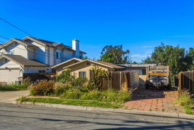 7380 Mohawk st., La Mesa, CA 91942