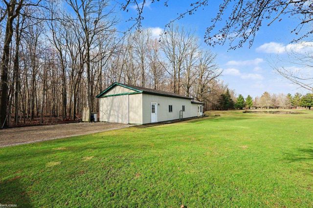4748 Starville Road, China Twp, MI 48054
