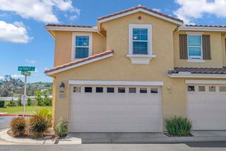 8610 Sage Shadow Dr, Lakeside, CA 92040