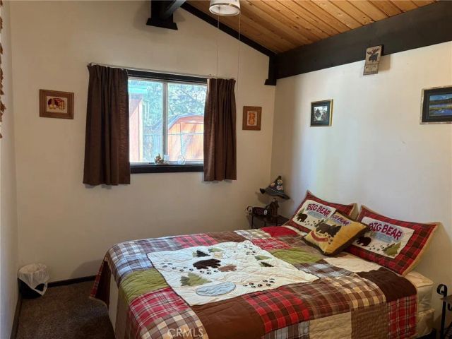 343 Holmes Lane, Sugarloaf, CA 92386