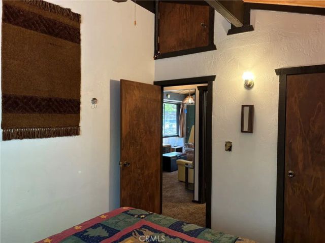 343 Holmes Lane, Sugarloaf, CA 92386