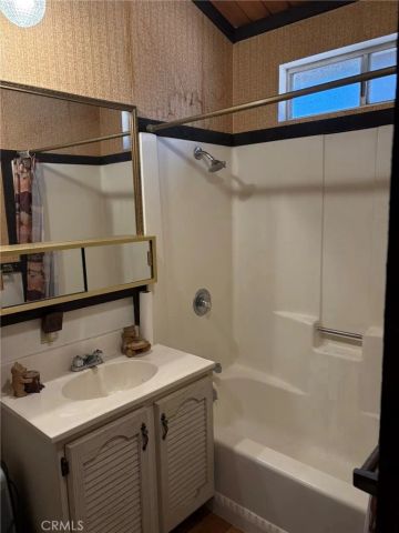 343 Holmes Lane, Sugarloaf, CA 92386