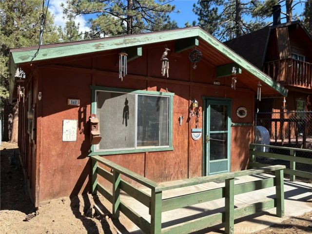 343 Holmes Lane, Sugarloaf, CA 92386