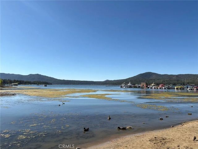 343 Holmes Lane, Sugarloaf, CA 92386