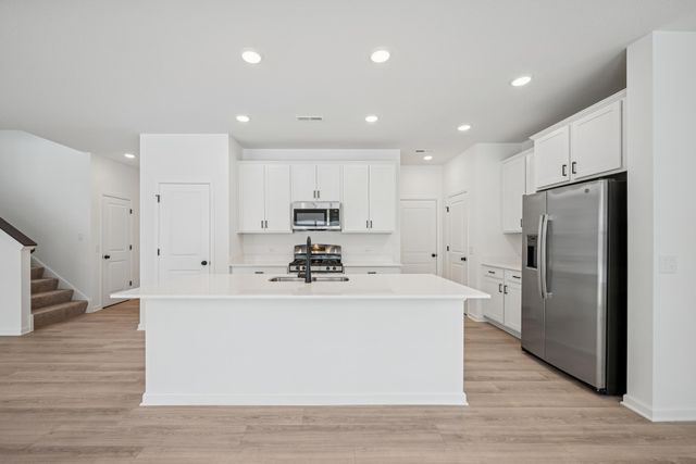 1139 151st Street, Rosemount, MN 55068