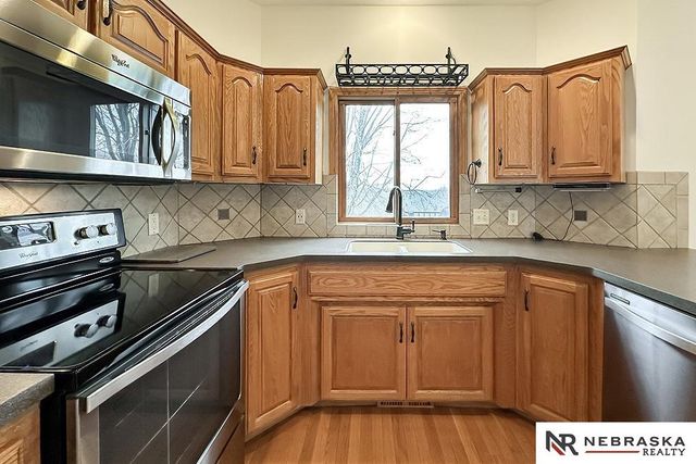 2210 N 151st Street, Omaha, NE 68116