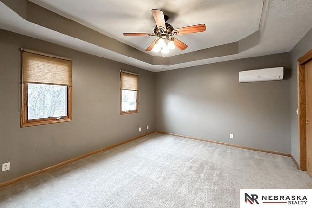 2210 N 151st Street, Omaha, NE 68116