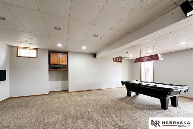 2210 N 151st Street, Omaha, NE 68116