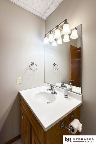 2210 N 151st Street, Omaha, NE 68116