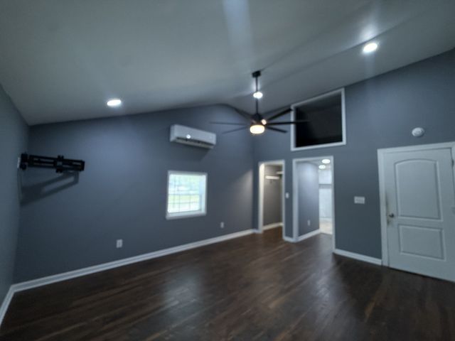 23 Roney Ave, Hohenwald, TN 38462