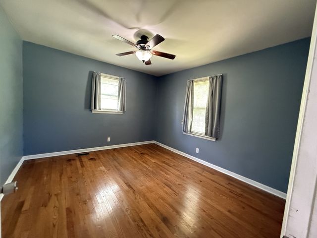 23 Roney Ave, Hohenwald, TN 38462