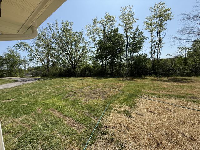 23 Roney Ave, Hohenwald, TN 38462
