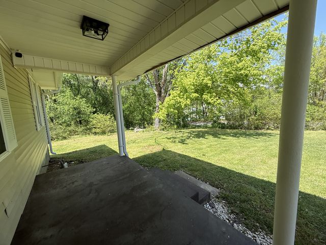 23 Roney Ave, Hohenwald, TN 38462