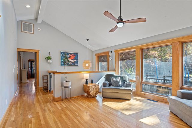 17450 Railroad Cut Road, Rogers, AR 72756