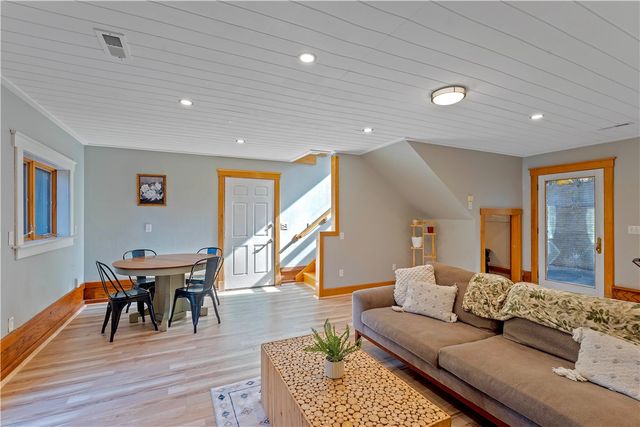 17450 Railroad Cut Road, Rogers, AR 72756