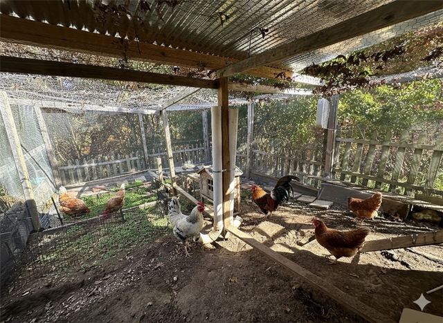 17450 Railroad Cut Road, Rogers, AR 72756