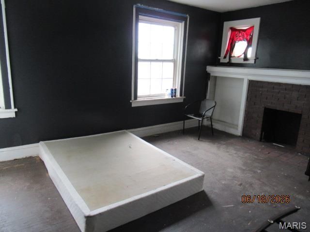 5569 Palm Street, St Louis, MO 63120