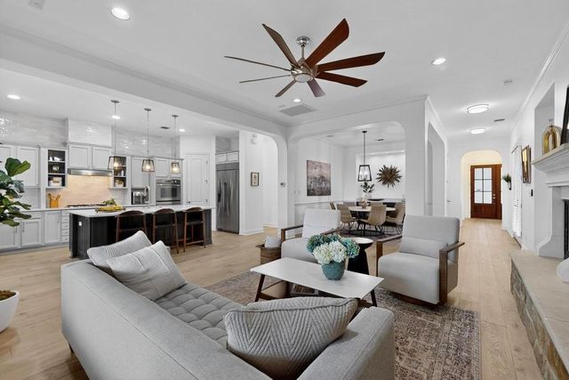 102 Kildrummy LN, Austin, TX 78738