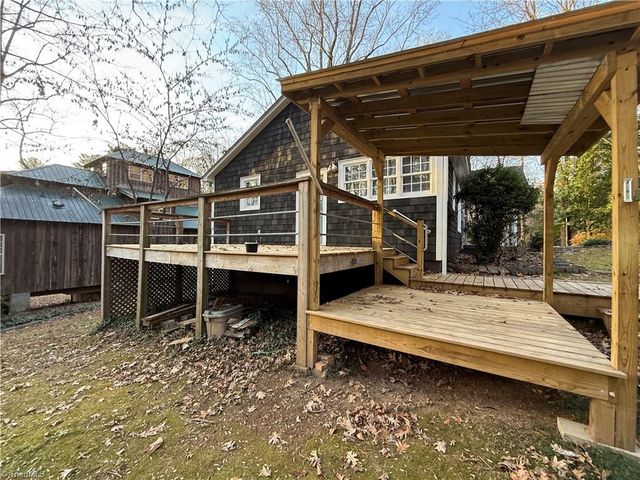 133 Woodbriar Road, Winston-salem, NC 27106