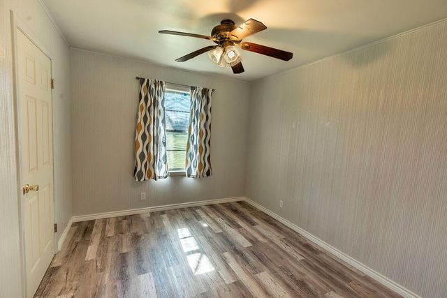 236 Old San Felipe Road, Sealy, TX 77474